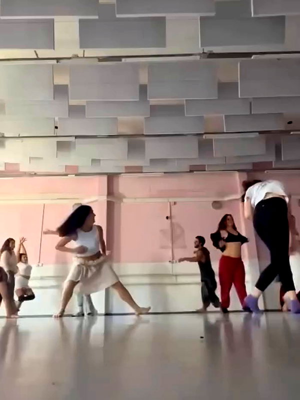 yuval_raz archive video preview