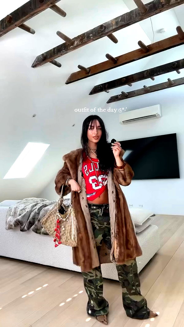 ellachristo archive video preview