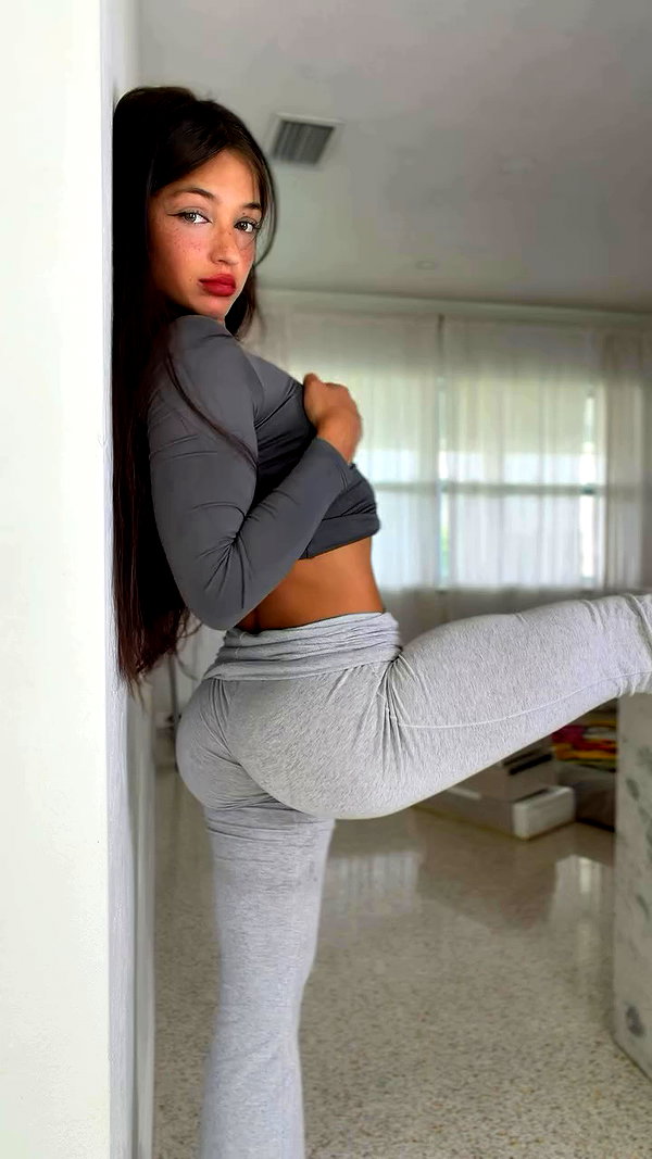 daniellebarnaa archive video preview