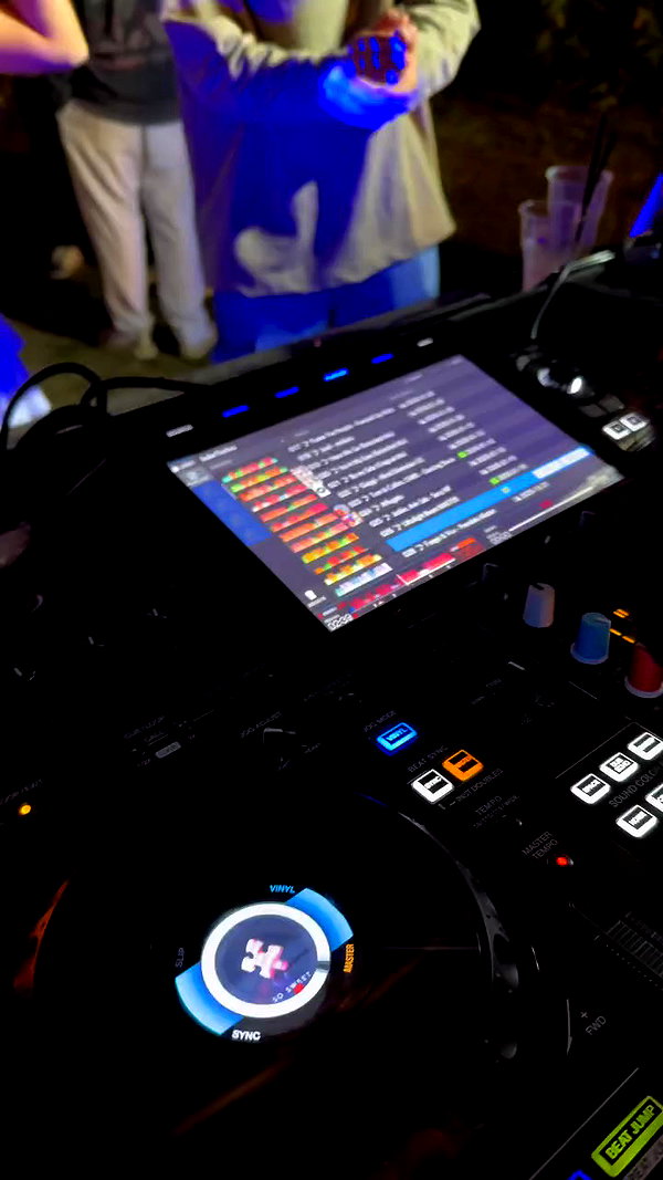 jonathan.mor_ archive video preview