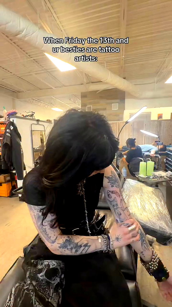yeahimcaroline archive video preview