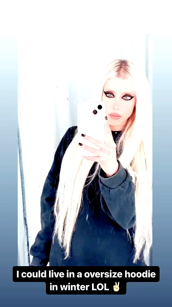 roxiechelon2 archive video preview