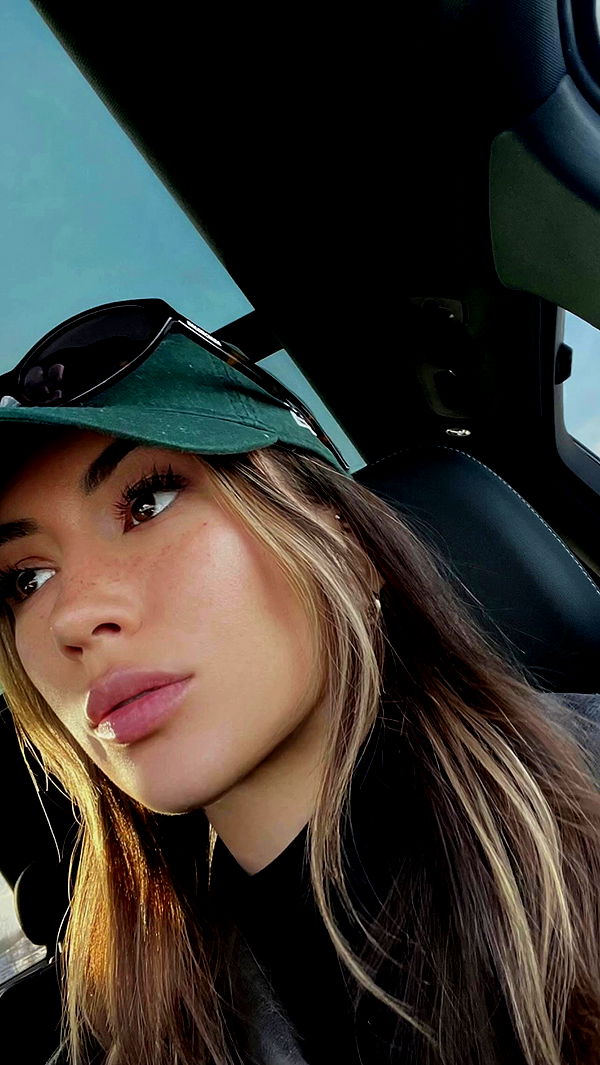 urfavbellabby archive video preview