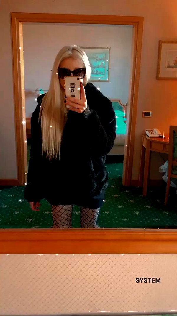 roxiechelon2 archive video preview