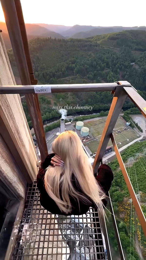 _lia.moon archive video preview