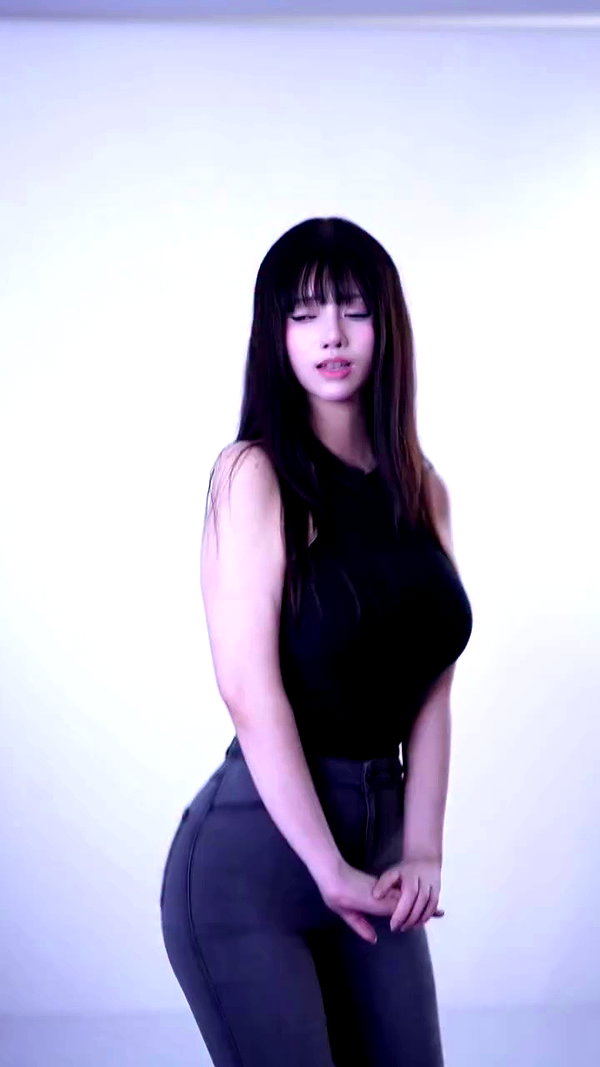ari_n3ko archive video preview