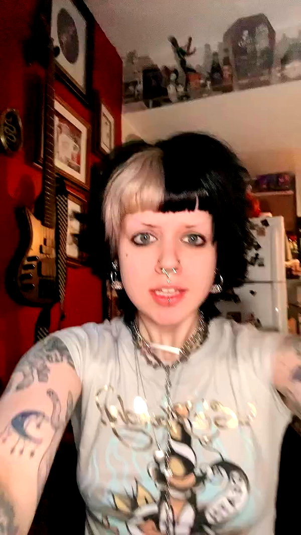yeahimcaroline archive video preview