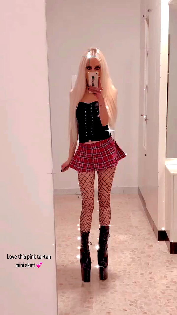 roxiechelon2 archive video preview