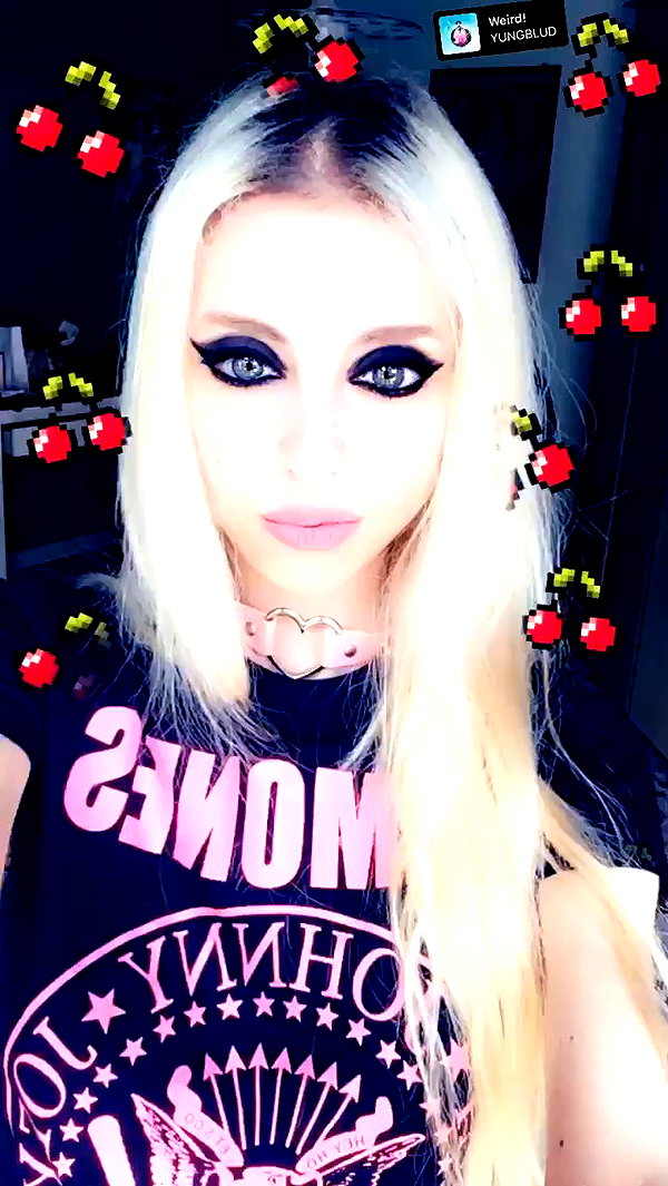 roxiechelon2 archive video preview