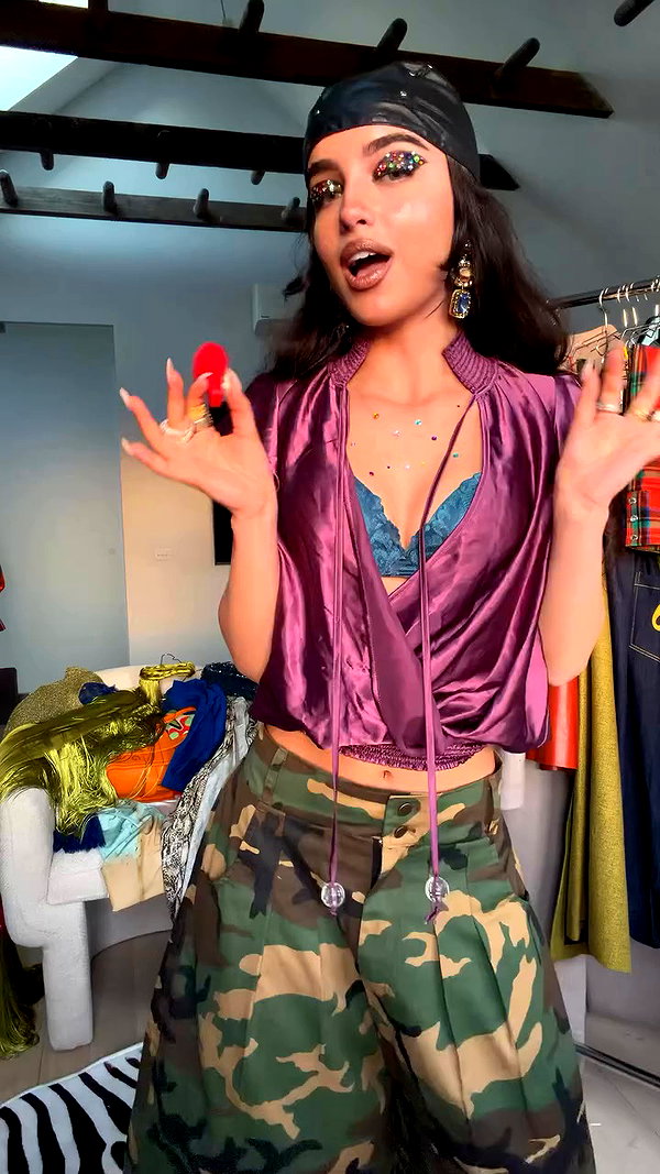 ellachristo archive video preview