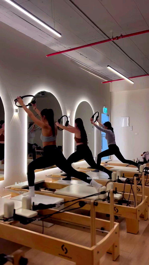 elhaofek_pilates archive video preview
