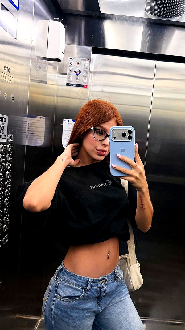 danivasquezz__ archive video preview