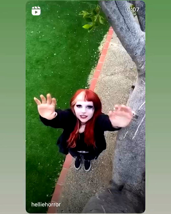 yeahimcaroline archive video preview