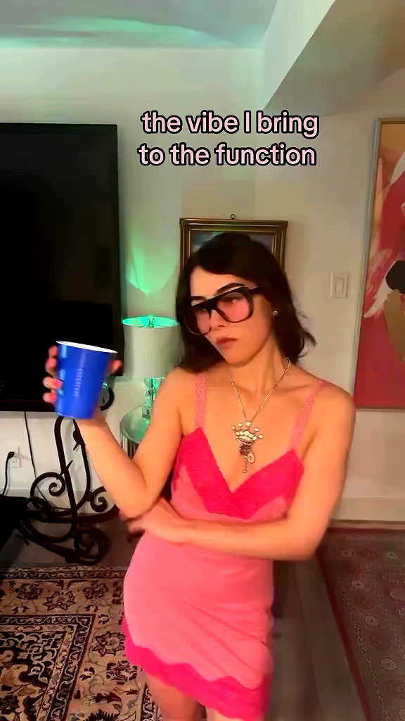 hannahdollas archive video preview