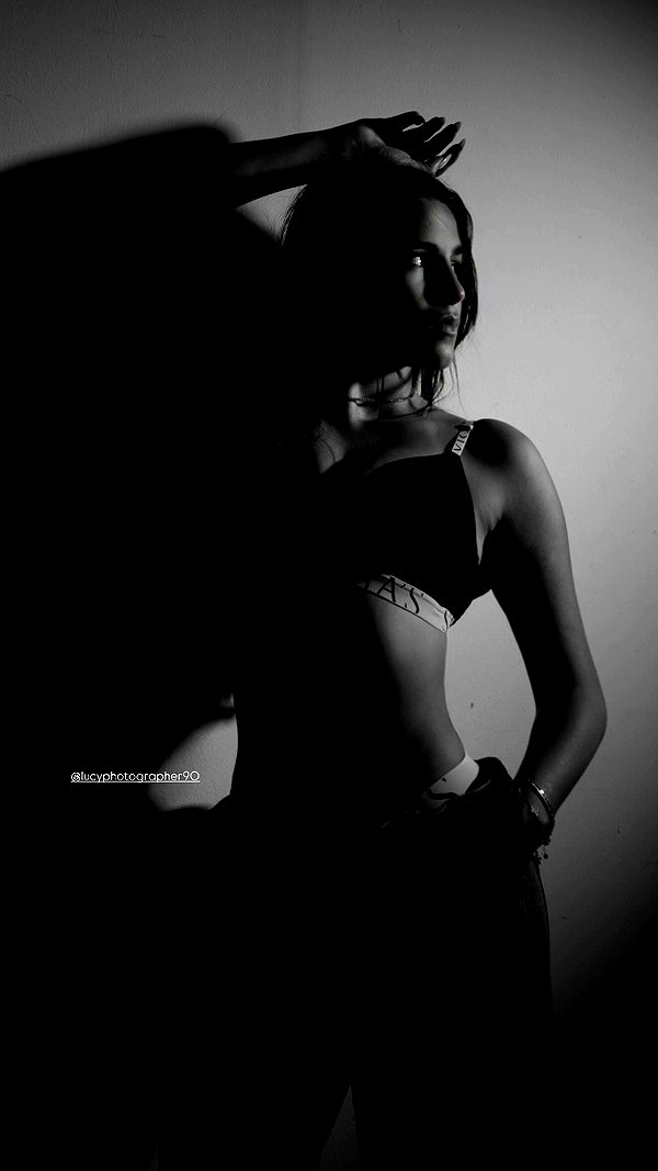 lia.lindner archive video preview