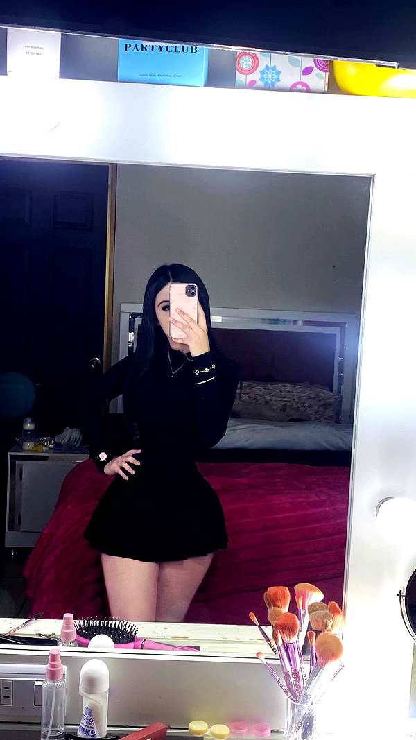 lesliesancheezz archive video preview