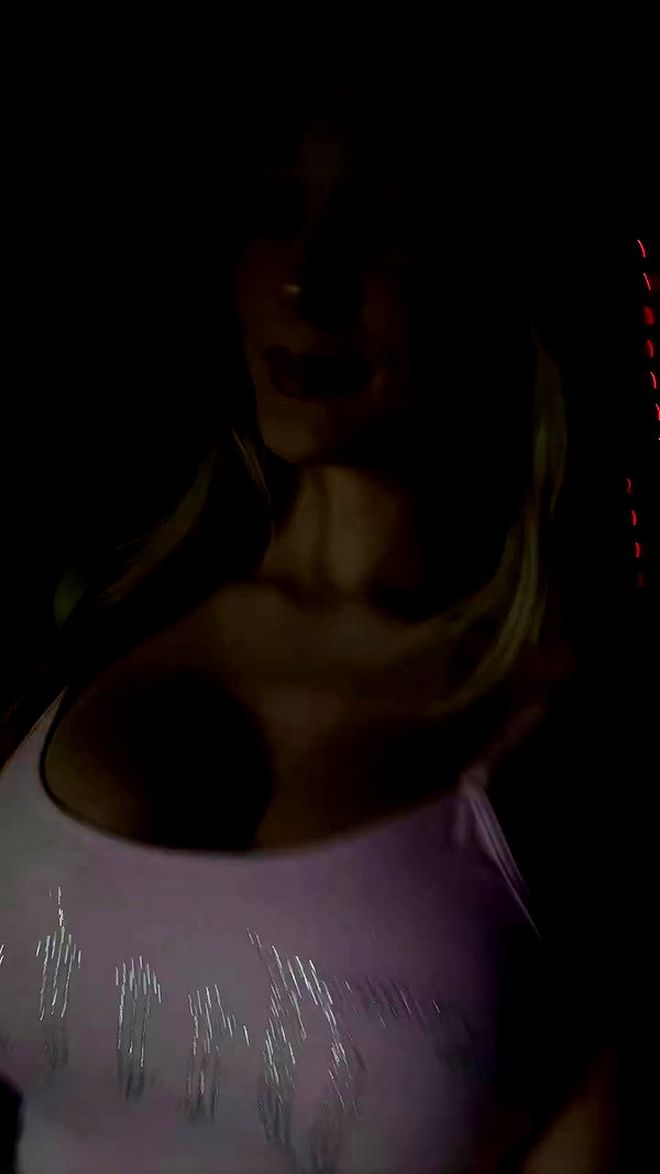 avadxwns archive video preview