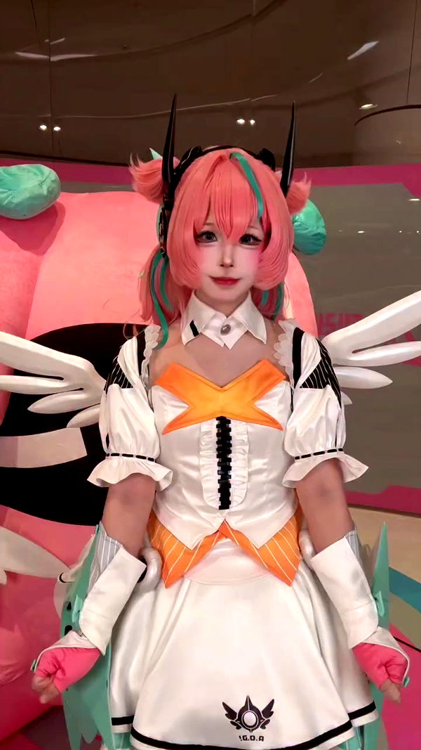 _mewcos archive video preview