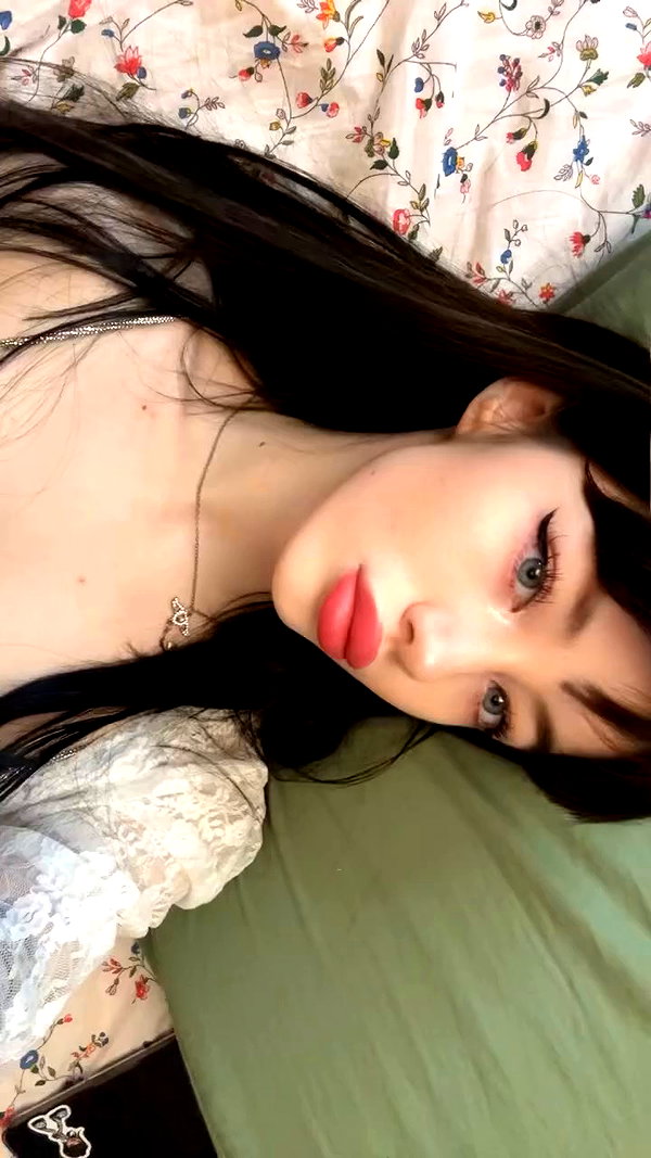 mia_goth2004 archive video preview
