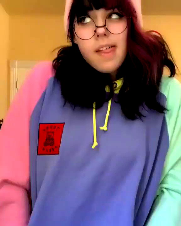 yeahimcaroline archive video preview