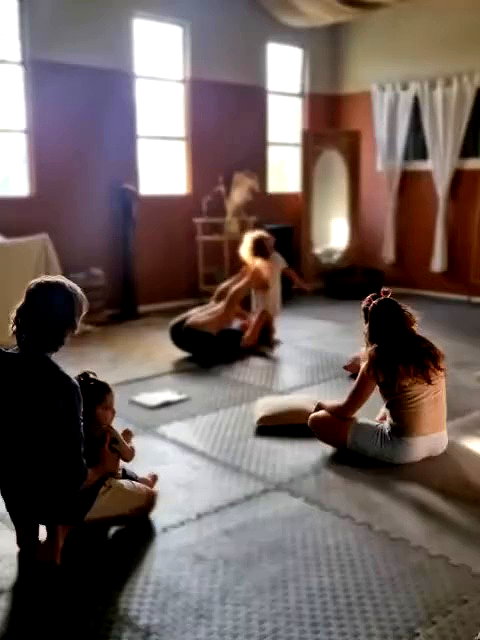 yuval_raz archive video preview