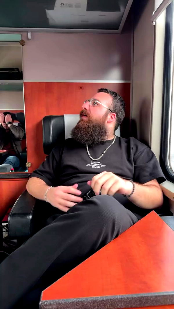 yannaidebeer archive video preview