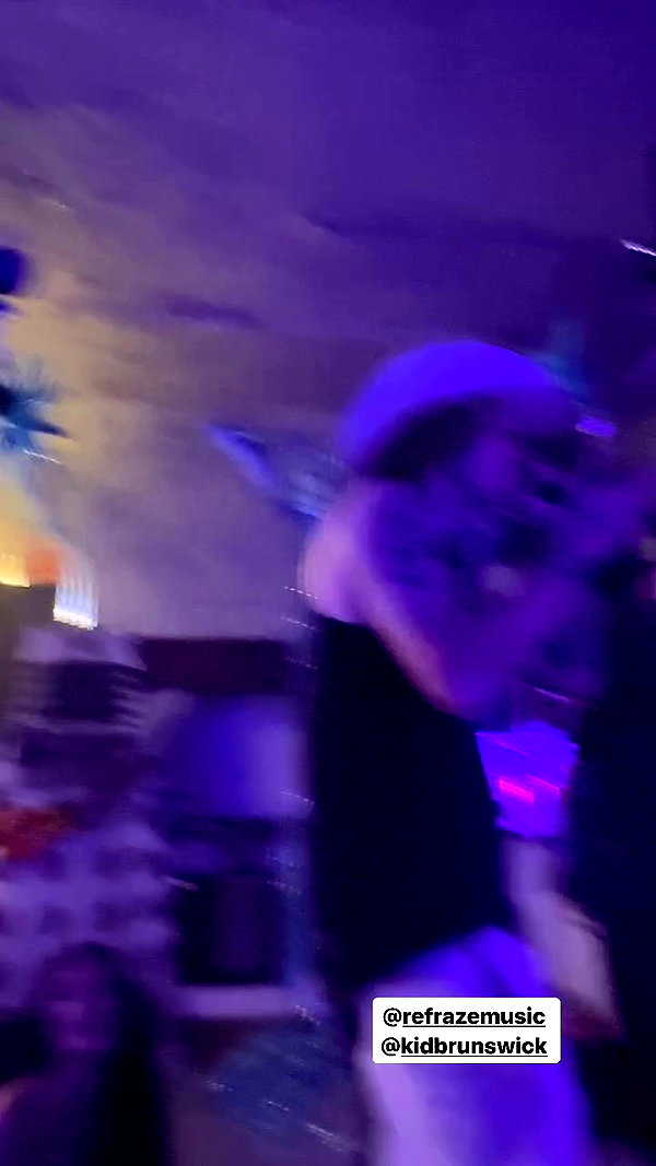 zaperwave archive video preview