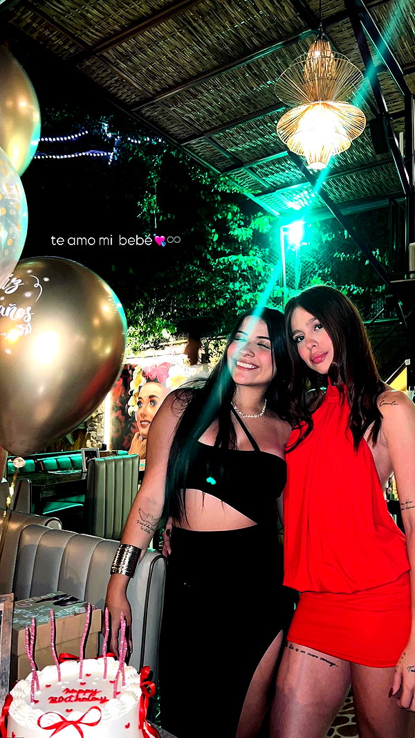 danivasquezz__ archive video preview