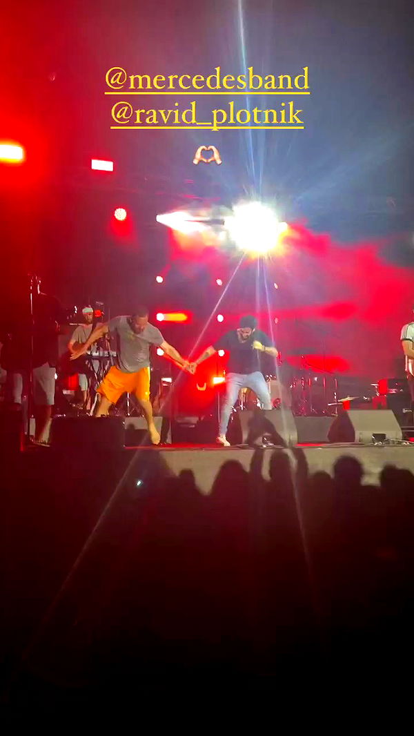 feelbetterinmysweater archive video preview