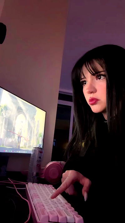 wuvkyu wuvkyu archive video