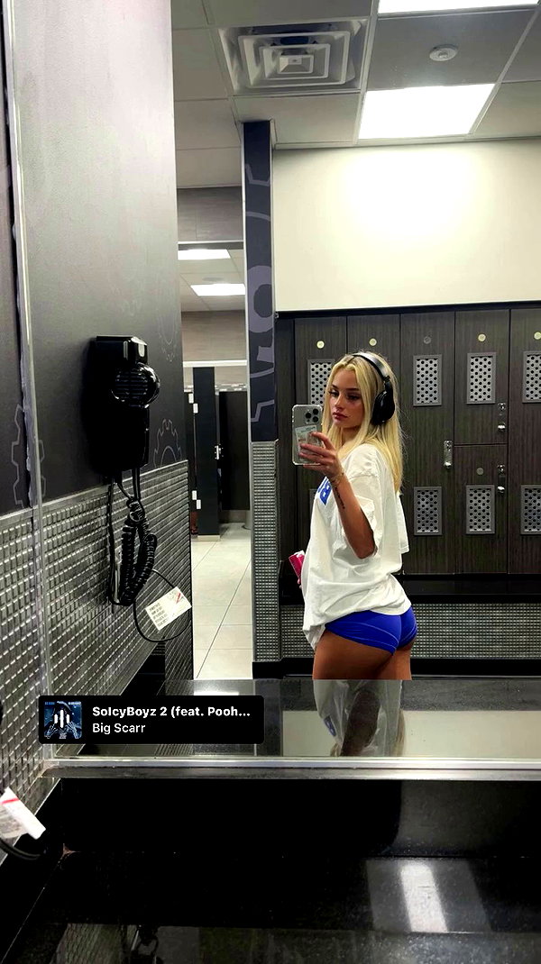 julianabradyy archive video preview