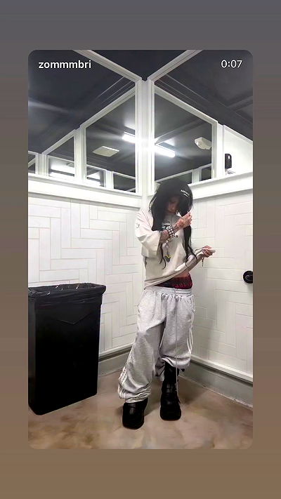 zommmbri zommmbri archive video