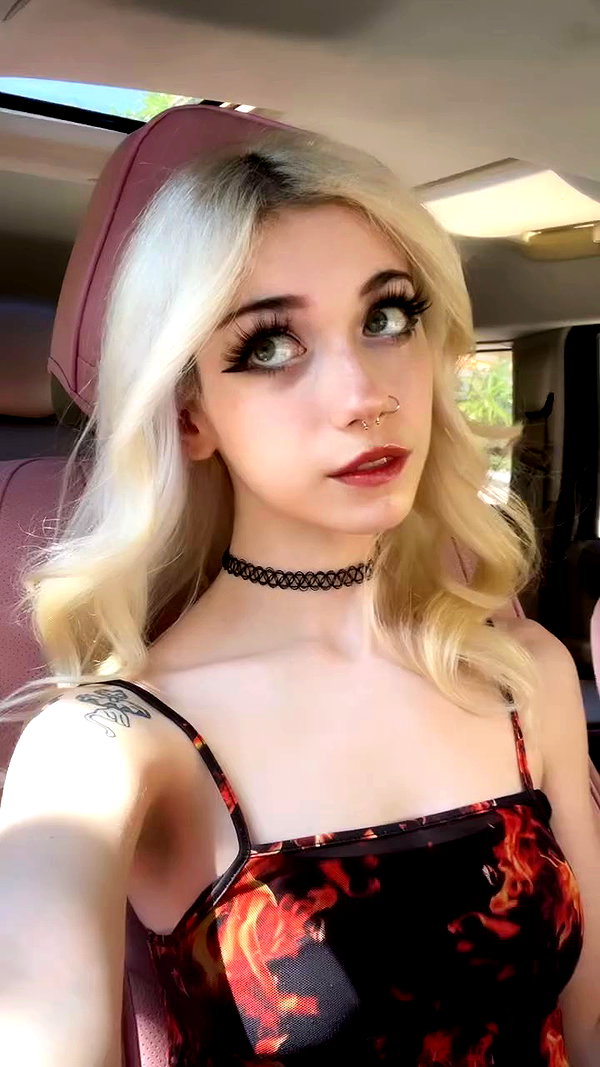 iluvmeww archive video preview