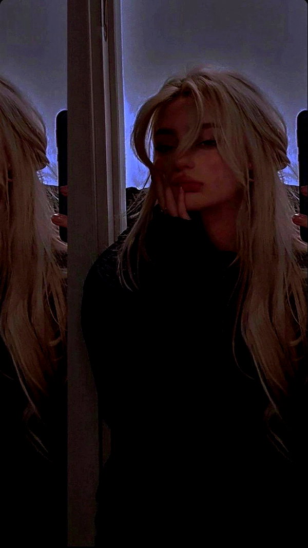 chica.niebla archive video preview