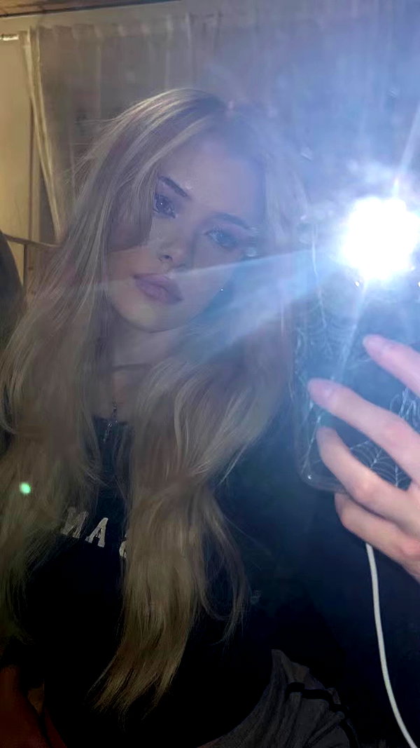 anika_braun__ archive video preview