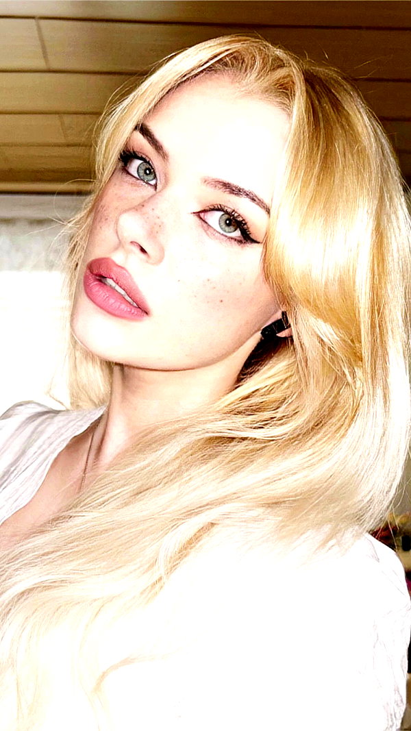 anika_braun__ archive video preview