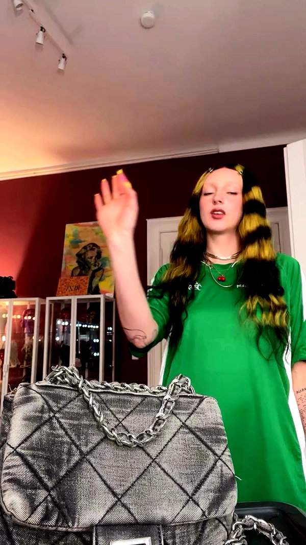 internet_girlfrand archive video preview