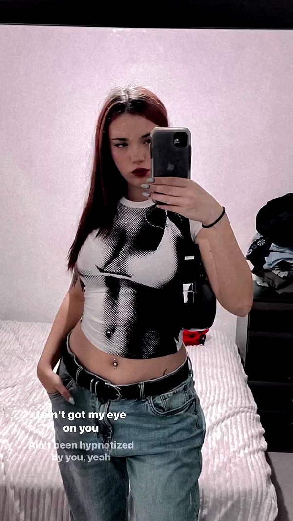 mikaleska_mikink archive video preview