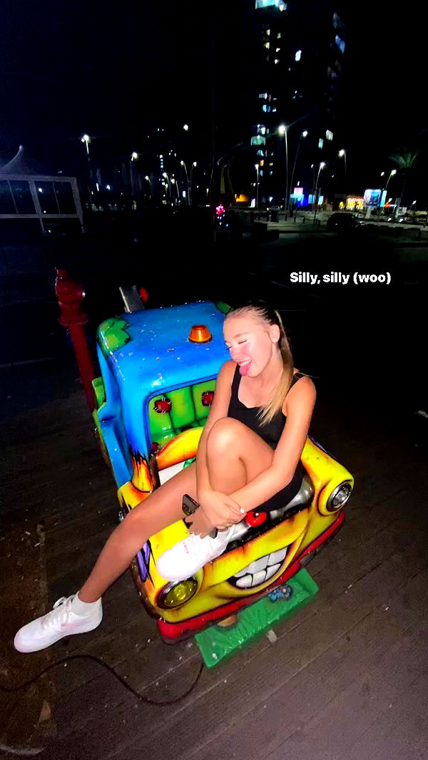 mariana.ostap archive video preview