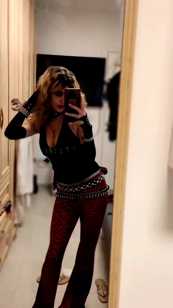 _wayw4rd_ archive video preview
