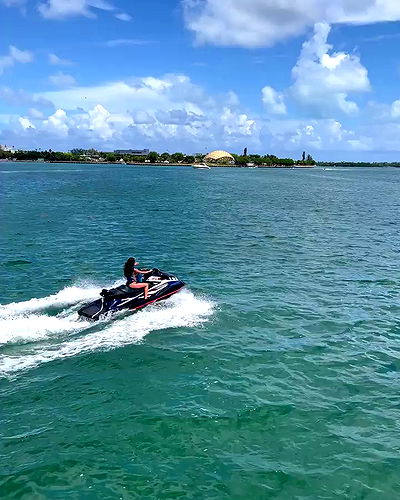 miakhalifa miakhalifa archive video