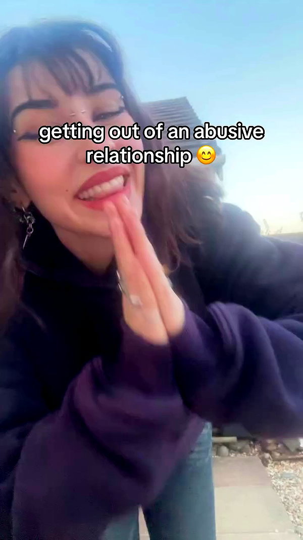 mivsterlynn archive video preview