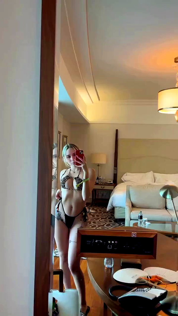 liiisa.9 archive video preview