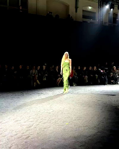 miakhalifa miakhalifa archive video