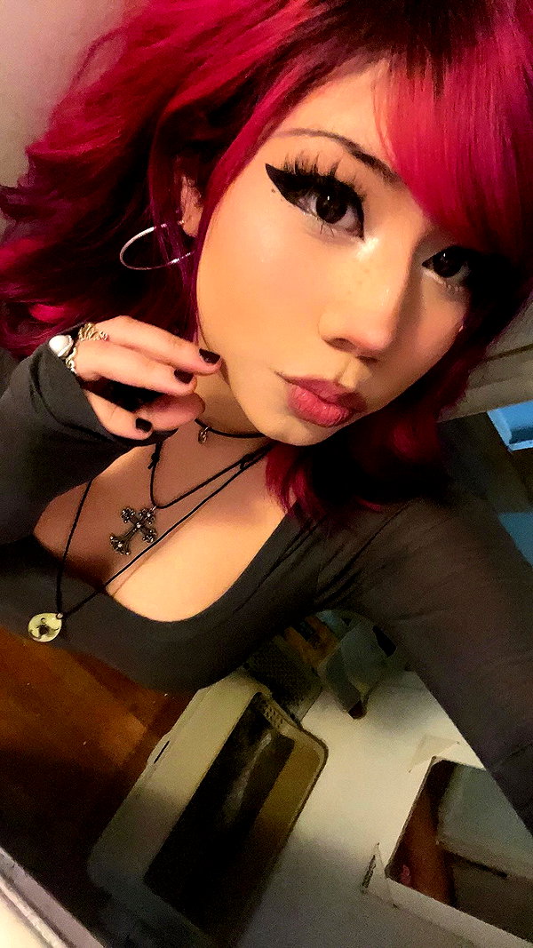 karis.gutz archive video preview