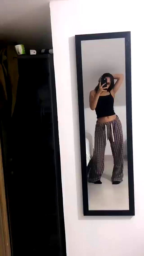 leah.sharabi archive video preview