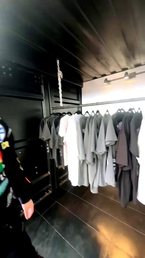 leahsylvander archive video preview