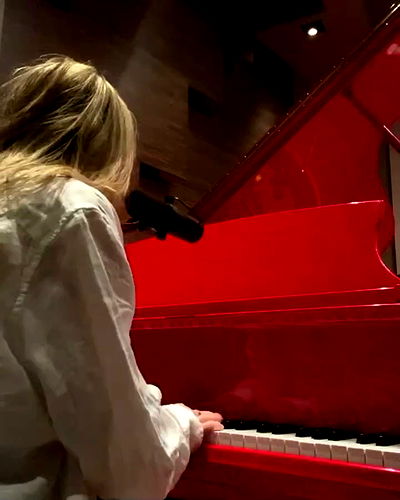 sabrinacarpenter sabrinacarpenter archive video