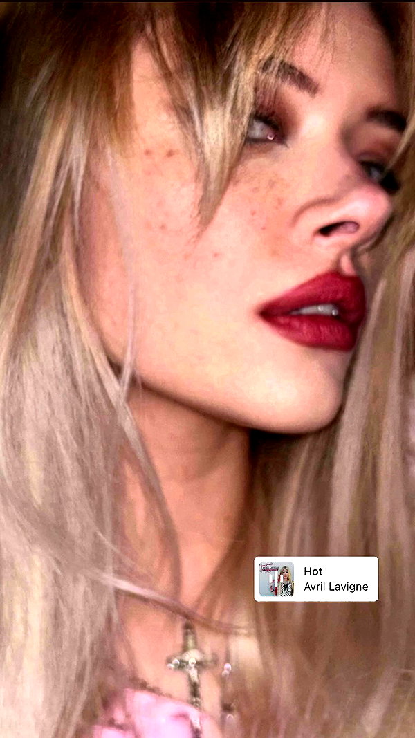 anika_braun__ archive video preview