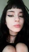 zmbigrl0_o Altpins Profile Picture